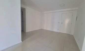 Imagem 7: Imóvel para aluguel tem 74 metros quadrados com 3 quartos em Renascença - São Luís - MA