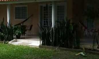 Imagem: Aluga-se Casa ou Quartos Flica