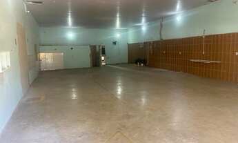 Imagem 2: Alugo salão comercial no Bairro São Francisco com ótima localização