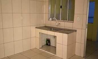 Imagem 2: Casa 03 Comodos com Quintal Grande - Ótima Localização - Vila São José