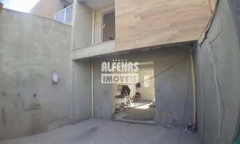 Imagem: CASA A VENDA 2 QUARTOS ÁGUA BRANCA