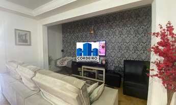 Imagem: Sobrado de 03 Dormitórios à venda em Santo