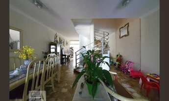 Imagem 2: Casa à venda com 285m², 5 quartos e 5 vagas. Banheira de hidromassagem, Box, Piscina priva