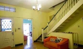 Imagem 2: Casa à venda com 338m², 3 quartos e 2 vagas