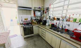 Imagem 3: Casa à venda com 135m², 3 quartos e 2 vagas