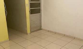 Imagem 3: Casa 03 Comodos com Quintal Grande - Ótima Localização - Vila São José