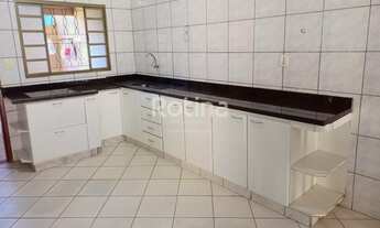 Imagem 4: Colônia à venda, 4 quartos, 1 suíte, 3 vagas, Santa Luzia - Uberlândia/MG