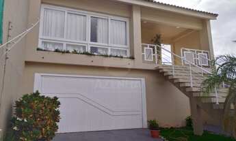 Imagem: CASA DE 03 DORMITÓRIOS Á VENDA. BAIRRO