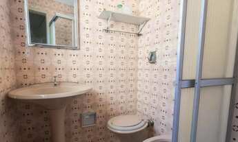 Imagem 5: Casa à venda com 192m², 2 quartos e 4 vagas