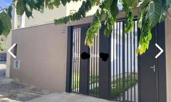 Imagem 2: Casa à venda , 75m² 2 Dormitórios 1 Suíte , 2 vagas ,jardim de inverno e Quintal grande no