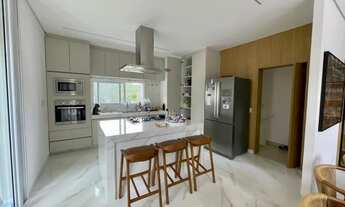 Imagem 7: Casa em Condomínio para Venda em Barueri, Alphaville, 4 dormitórios, 2 suítes, 5 banheiros