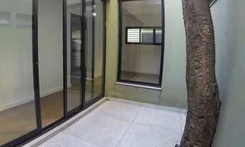 Imagem 5: Casa Assobradada em Campo Belo com 350m2 6 suítes 12 banheiros 8 vagas de garagem