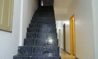 Imagem 5: Sobrado para venda possui 234 metros quadrados com 4 quartos em Petrópolis - Manaus - AM