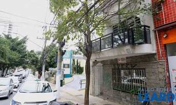 Imagem: CASA ASSOBRADADA - PINHEIROS - SP