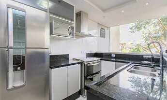 Imagem 3: Sobrado para venda possui 212 metros quadrados com 3 quartos em Abranches - Curitiba - PR