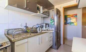 Imagem 2: Apartamento com 3 dormitórios à venda, 98 m² por R$ 720.000,00 - Patrimônio - Uberlândia/M