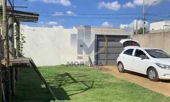 Imagem 4: Casa com quintal amplo - Locação