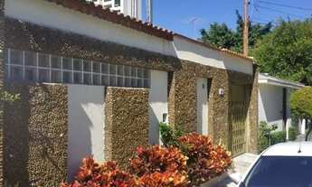 Imagem: Casa com 4 dormitórios à venda, 212 m²