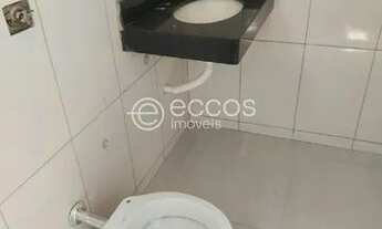 Imagem 3: Casa à venda, 2 quartos, 1 suíte, 2 vagas, JARDIM BRASÍLIA - Uberlândia/MG