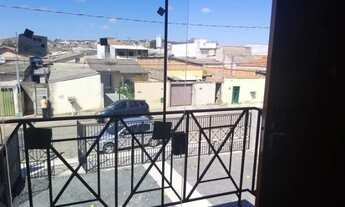 Imagem 6: Apto com sacada uma graça