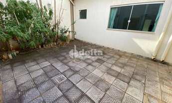 Imagem 3: Casa para aluguel, 3 quartos, 1 suíte, 2 vagas, Santa Rosa - Uberlândia/MG
