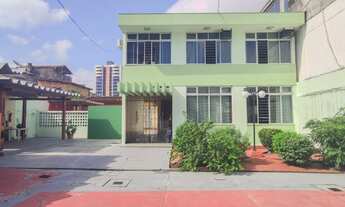 Imagem: APLA E ESPAÇOSA CASA COM 04 QUARTOS SENDO