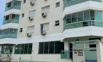 Imagem: Apto de frente semi mobiliado, com sala