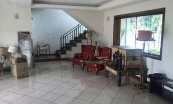 Imagem 6: Casa alto padrão em condomínio fechado