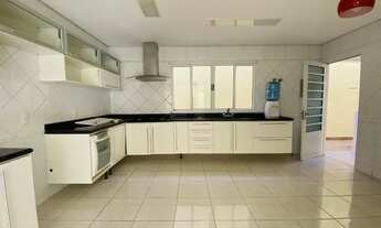 Imagem 2: Casa de Condomínio com 4 dormitórios para alugar em Belo Horizonte