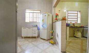 Imagem 3: Casa com lote de aproximadamente 800m² a venda no Araguaia