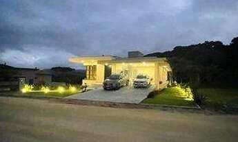 Imagem 3: Linda Casa no Charmoso e Cobiçado Condomínio Costa da Serra - Rancho Queimado. SC