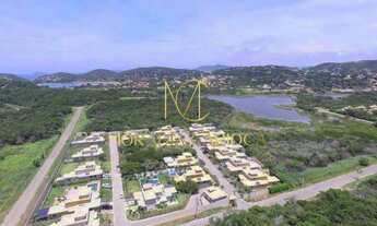 Imagem 2: Casa á venda e locação anual com 6 quartos dentro de Condomínio no Centro de Búzios