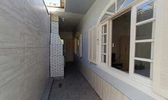 Imagem 7: Casa para aluguel tem 70 metros quadrados com 2 quartos em Pântano do Sul (andar superior