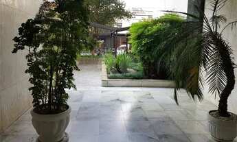 Imagem 2: Apartamento em Perdizes com janelões na sala proximo ao Parque da Agua Branca