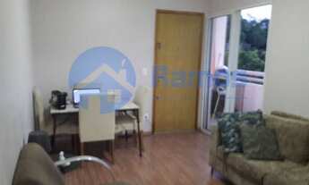 Imagem: Apartamento com 2 dormitórios, varanda