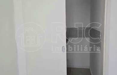 Imagem 12: Consultório para venda possui 40 metros quadrados com 1 quarto em Tijuca - Rio de Janeiro