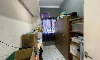 Imagem 3: Casa à venda com 3 quartos, 52m²