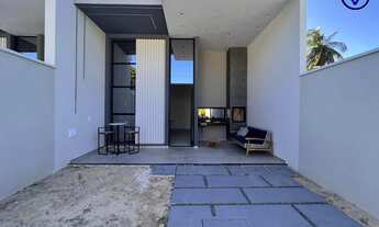 Imagem: Oportunidade Única em Rua Privativa no