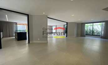 Imagem 5: Casa de alto padrão em Alphaville Zero ? 4 suítes, área gourmet e piscina com hidro