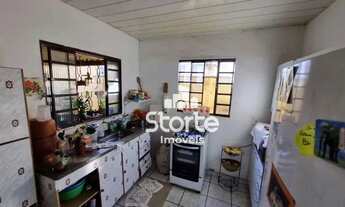 Imagem 2: Imóvel com 03 casas juntas à venda, aproximadamente 180m² por R$ 350.000 - Granada - Uberl