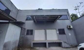 Imagem 4: Prédio comercial disponível para seu negócio na Vila Nova!