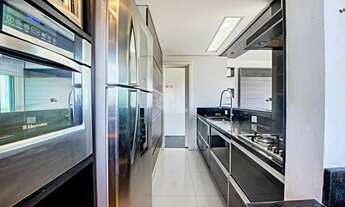 Imagem 3: Apartamento 02 dormitórios, sendo 01 suíte, 73m2, com sacada, semimobiliado no Três Figuei