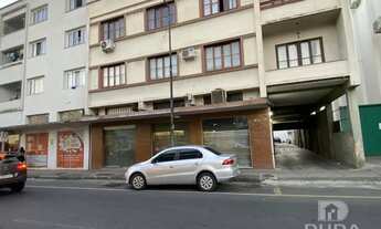 Imagem 2: Sala comercial térrea com aproximadamente 400 m²