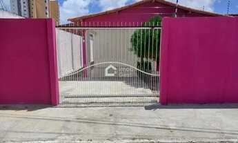 Imagem: Casa à Venda em Lagoa Nova