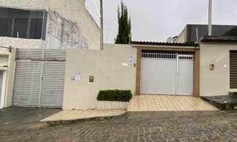 Imagem: Linda casa no bairro Petrópolis -Pra venda