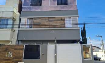 Imagem 2: Casa para Venda no bairro Centro em Balneário Camboriú, 2 quartos sendo 2 suítes, 2 vagas