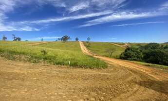 Imagem 6: Empreendimento fechado com lindos lotes