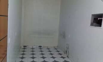 Imagem 3: Alugo casa/Ap 700 no Ouro verde