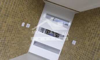 Imagem 2: Casa sobrado com sacada no Maracanã Mirim, 2 Dormitórios, Confira na Imobiliária em Praia