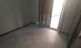 Imagem 7: Porto Alegre - Casa Padrão - Hípica